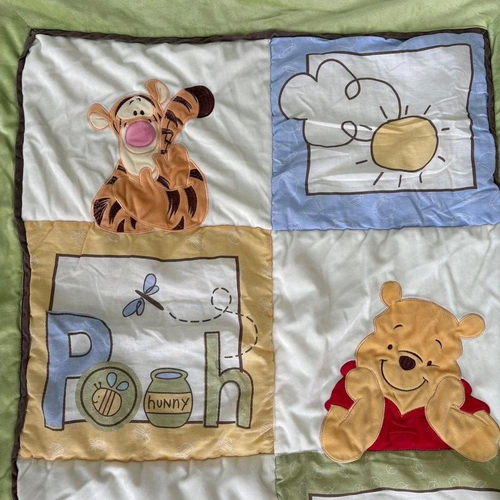 Disney Winnie the Pooh Tigger Piglet Baby Nursery Quilt Blanket Sage Green 41x32